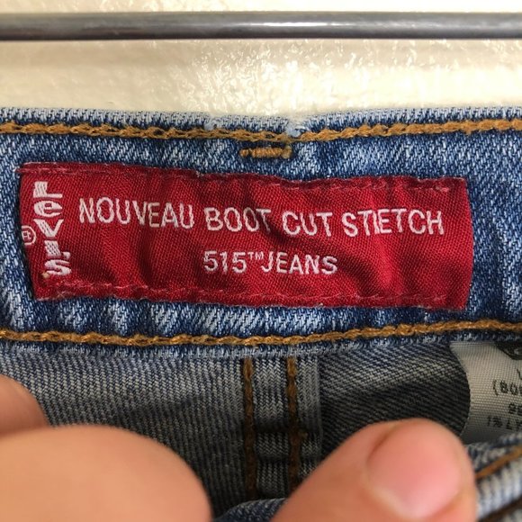 LEVI'S NOUVEAU 515 Distressed Jean Shorts Size 6 - Picture 10 of 11